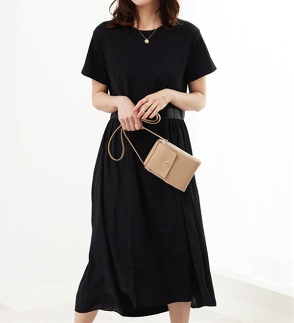 BELLUNA（ベルーナ）の「【Ｌａｇｒｉｌｕａ】サイドシフォン使いギャザー切替ワンピース（その他ワンピース）」｜黒