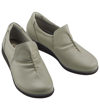 ルフラン（ルフラン）の「メディフィット５Ｅギャザーウォーキング（フラットシューズ）」