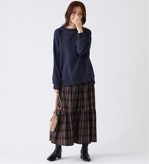 BELLUNA（ベルーナ）の「軽やか綿混！大人サマ見えスウェット（カットソー）」｜詳細画像