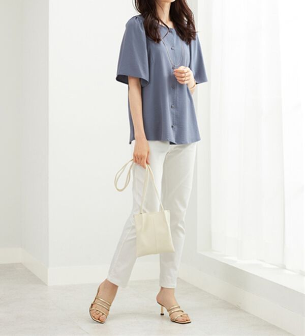 BELLUNA（ベルーナ）の「お手入れ楽々！ビンテージ素材ブラウス（ブラウス）」｜詳細画像