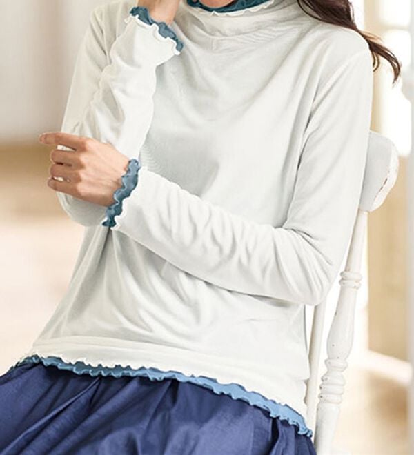 BELLUNA（ベルーナ）の「《重ねて楽しむ！》シアー素材ボトルネックプルオーバー（カットソー）」｜詳細画像