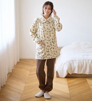 LAVIENNE（ラヴィエンヌ）の「ソフトでかるぽかフリースパジャマ（パジャマ・ルームウェア）」｜ミモザ