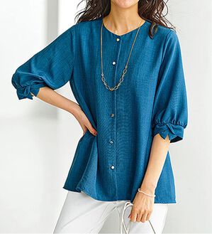 BELLUNA（ベルーナ）の「サラリ麻調素材袖リボンペプラムブラウス（ブラウス）」｜ブルー