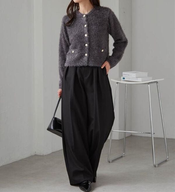 RANAN（ラナン）の「ゴールド調ボタンラメシャギーカーディガン（ニットカーディガン）」｜詳細画像