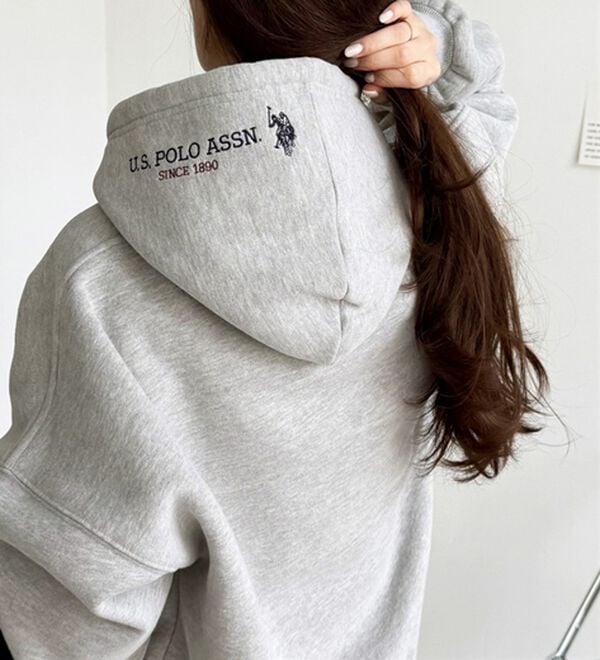 GeeRA（ジーラ）の「【U.S. POLO ASSN.】フード刺繍裏起毛パーカー（パーカー）」｜詳細画像