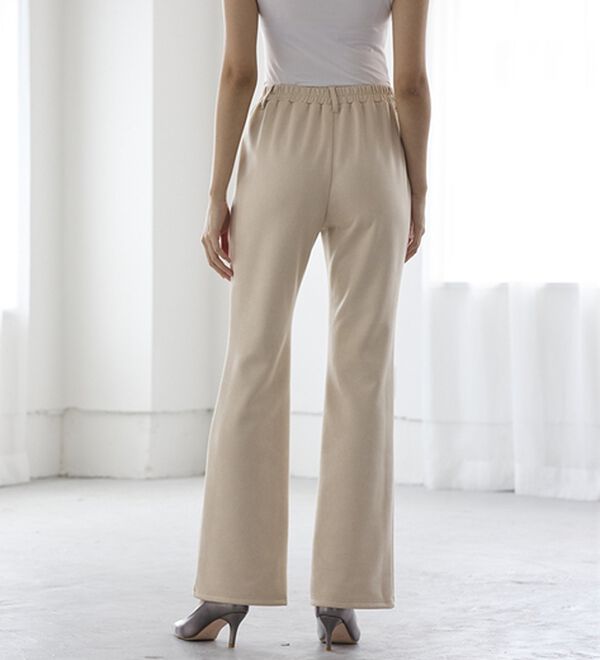 BELLUNA（ベルーナ）の「ストレッチスエード調美脚パンツ（フルレングスパンツ）」｜詳細画像