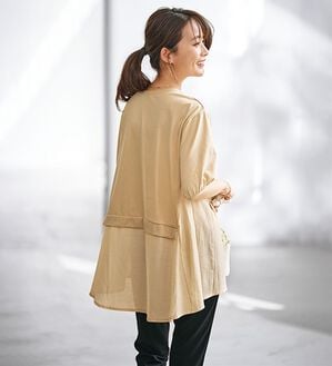 BELLUNA（ベルーナ）の「ギャザー使い異素材切替ふんわりチュニック（チュニック）」｜ベージュ