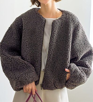 VINNO（ヴィノ）の「ノーカラーテディボアショートブルゾン（ショートコート）」