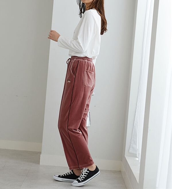 BELLUNA（ベルーナ）の「＜ＦＩＬＡ＞ベロア素材配色使いパンツ（その他パンツ）」｜詳細画像