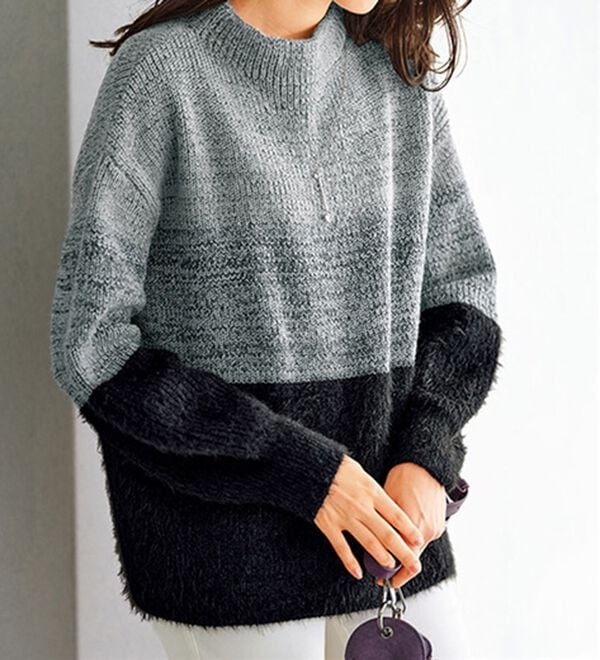 BELLUNA（ベルーナ）の「フェザー切替ラメ使いニットプルオーバー（ニット・セーター）」｜モノトーン系