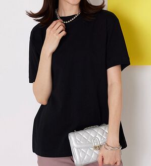 BELLUNA（ベルーナ）の「ヒンヤリ！綿１００％大人顔サマ見えＴシャツ（Tシャツ）」｜黒