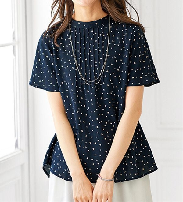 BELLUNA（ベルーナ）の「タック使い袖フレアーブラウス（ブラウス）」｜詳細画像