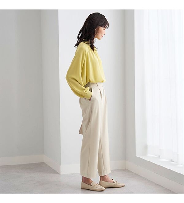 BELLUNA（ベルーナ）の「サラリ美脚見え！タック使いワイドパンツ（ワイドパンツ・ガウチョ）」｜詳細画像