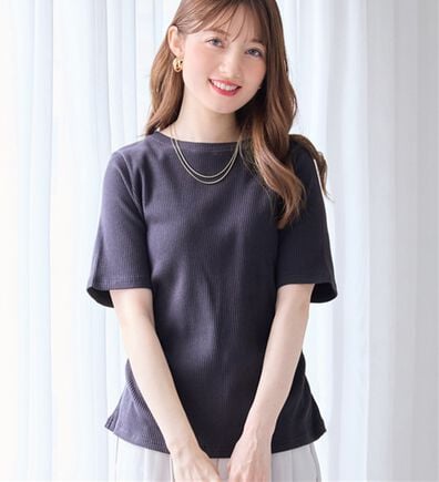 alotta（アロッタ）の「【接触冷感】細見えギャザーデザイン美くびれリブトップス（カットソー）」