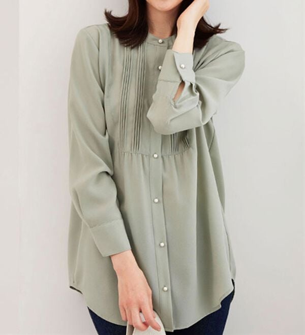 BELLUNA（ベルーナ）の「パール使いピンタックデザインチュニック（チュニック）」｜詳細画像