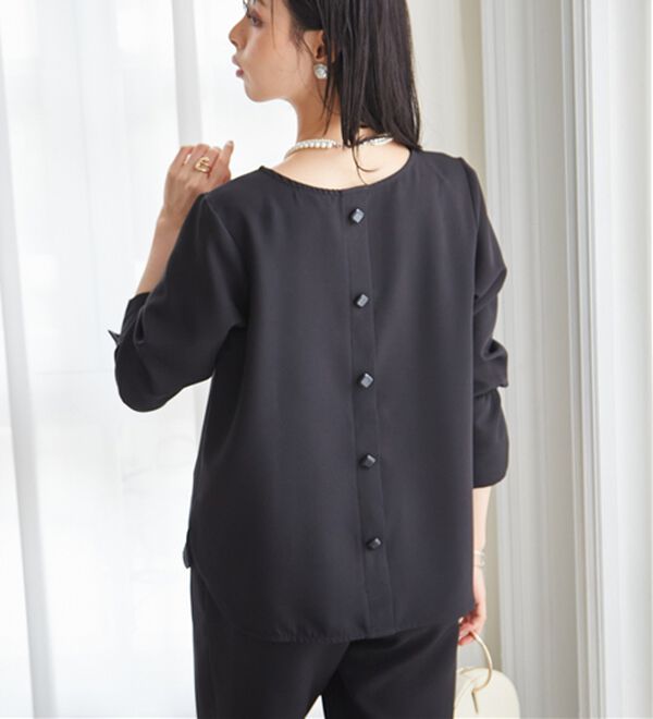 RANAN（ラナン）の「【選べるデザイン】楽してきれい見え！セットアップ（ブラウススーツ）」｜ブラック(バックボタン)