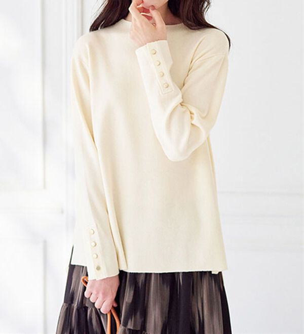 BELLUNA（ベルーナ）の「もちもち袖ボタンニットプルオーバー（ニット・セーター）」｜詳細画像