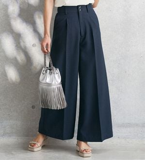 BELLUNA（ベルーナ）の「美脚ワイドパンツ（ワイドパンツ・ガウチョ）」｜ネイビー