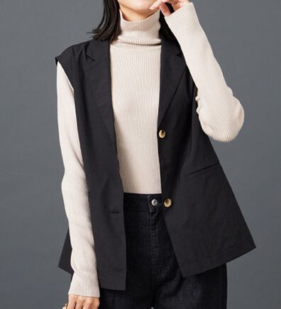 BELLUNA（ベルーナ）の「シアー素材ポケット付テーラードジレ（ジレ）」