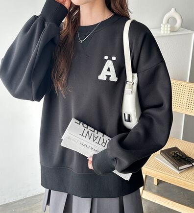 GeeRA（ジーラ）の「サガラ刺繍裏起毛スウェット（トレーナー・スウェット）」