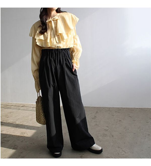 GeeRA（ジーラ）の「タックデザインストレートワイドパンツ（フルレングスパンツ）」｜詳細画像