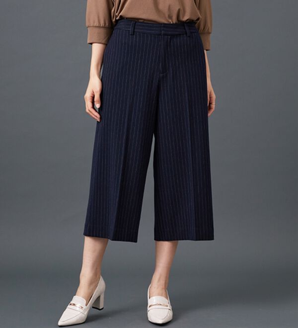 BELLUNA（ベルーナ）の「サマ見え（スーパーウォーム）ウール調センタープレスクロップドパンツ（クロップドパンツ）」｜詳細画像