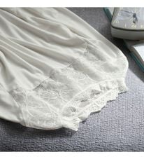 LAVIENNE（ラヴィエンヌ）の「吸湿発熱あったかインナーハイネックレースインナー（肌着・インナーウェア）」