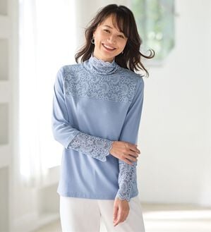 BELLUNA（ベルーナ）の「レース使い吸湿発熱プルオーバー（カットソー）」｜サックス