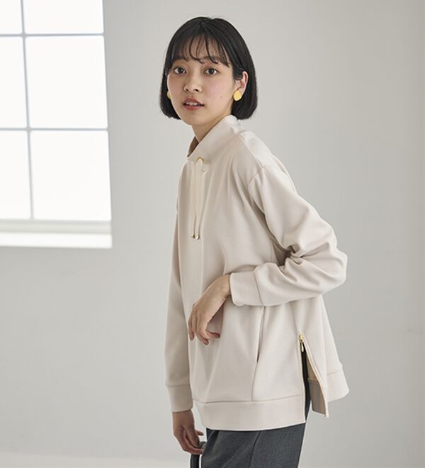 BELLUNA（ベルーナ）の「サイドジップスタンド衿プルオーバー（カットソー）」｜詳細画像