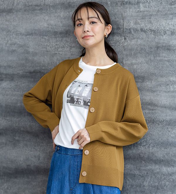 BELLUNA（ベルーナ）の「【着回しのミカタ！】綿100％大人顔サマ見えプリントロンT（カットソー）」｜詳細画像