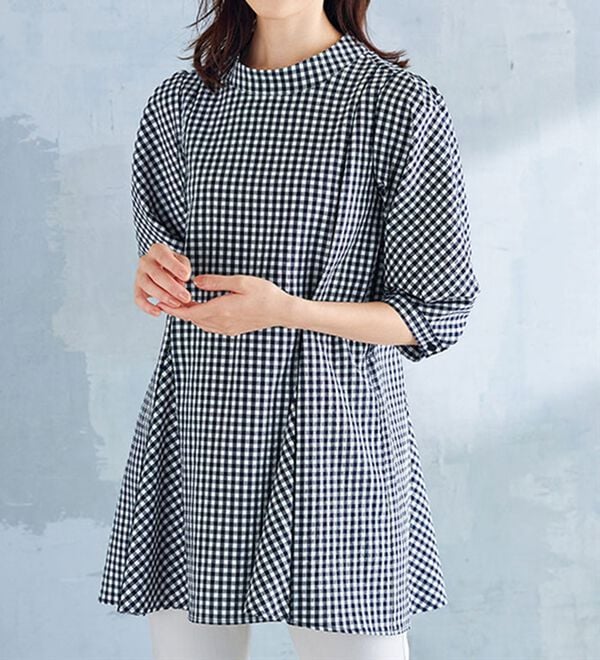 BELLUNA（ベルーナ）の「着痩せ！サッカー素材切替ブラウス（ブラウス）」｜詳細画像