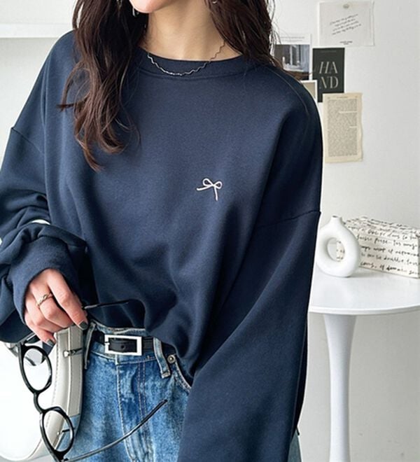 GeeRA（ジーラ）の「アソート刺しゅうショートスウェット（トレーナー・スウェット）」｜詳細画像