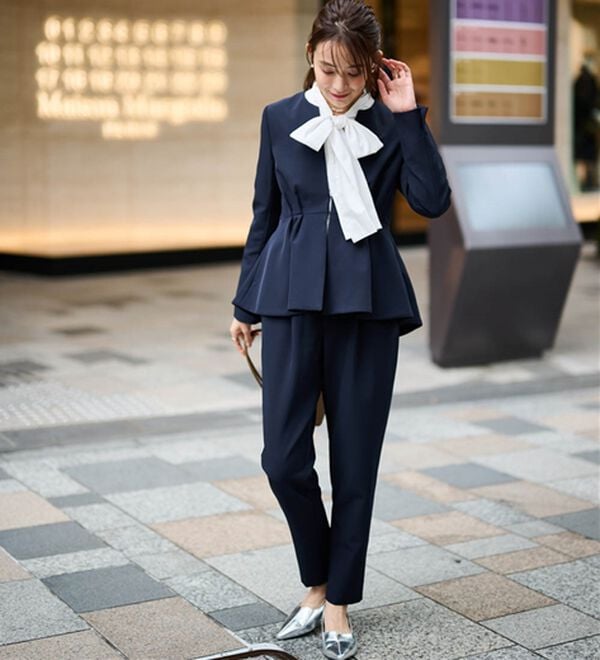 RANAN（ラナン）の「ノーカラーペプラムパンツスーツ（パンツスーツ）」｜詳細画像