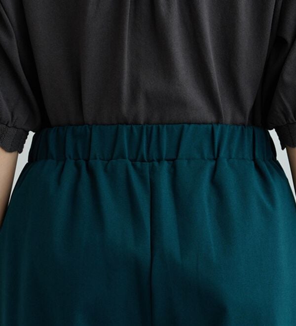 BELLUNA（ベルーナ）の「ポンチ素材タック使いワイドパンツ（ワイドパンツ・ガウチョ）」｜詳細画像