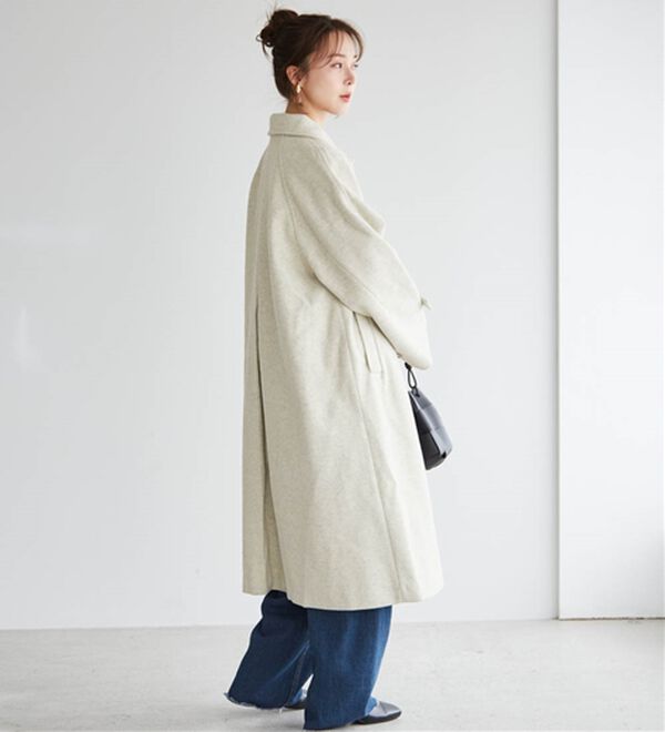 ✨良品✨ レオナール レインコート フラワー柄 シルク100% ベルト付 ✨良品✨ レオナール レインコート フラワー柄 シルク100