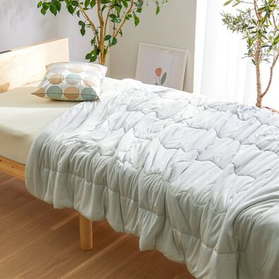 iellio（イエリオ）の「ひんやりッチ　リバーシブル冷感とろける肌掛布団＜ブランケット・夏用掛布団＞（掛布団）」