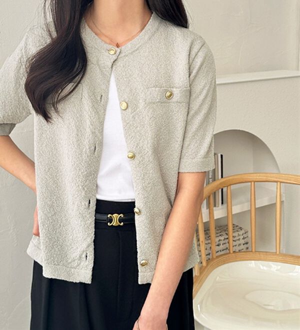 GeeRA（ジーラ）の「ゴールドボタンニットカーデ（ニットカーディガン）」｜詳細画像