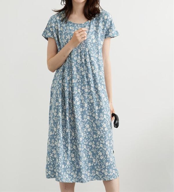 BELLUNA（ベルーナ）の「レーヨン素材タックデザインワンピース（その他ワンピース）」｜詳細画像