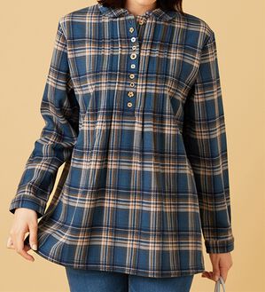 BELLUNA（ベルーナ）の「【ふわふわ裏ファー】パチパチしにくい裏ファーオーバーブラウス（ブラウス）」｜ターコイズ系