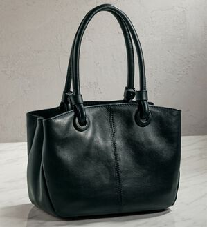 BELLUNA（ベルーナ）の「羊革多収納フォーマルバッグ（ハンドバッグ）」｜ブラック