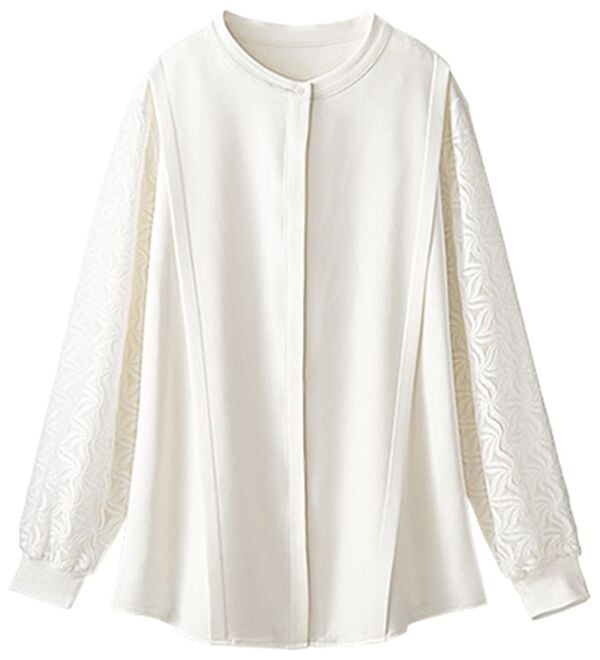 BELLUNA（ベルーナ）の「袖レースデザイン上品ブラウス（ブラウス）」｜オフ白