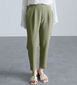 RANAN（ラナン）の「美脚シルエットクロップドパンツ（フルレングスパンツ）」｜ライトカーキ
