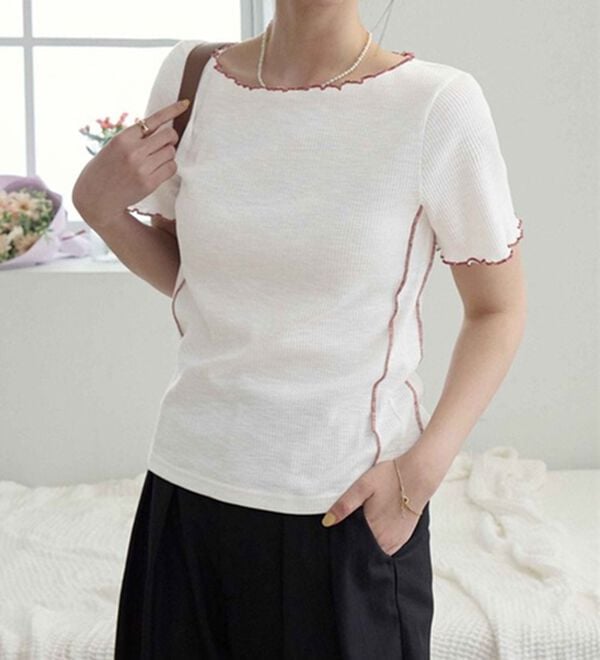 CHAN ME（チャンミ）の「配色ボートネックメロートップス（Tシャツ）」｜詳細画像