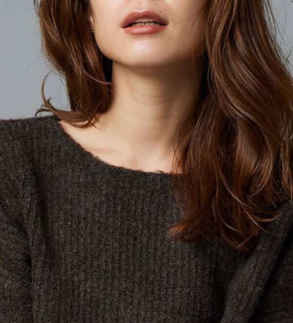 Pierrot（ピエロ）の「【洗濯機で洗える】ネックが選べるふんわりボリューム袖ニット（ニット・セーター）」｜詳細画像