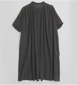 A HAPPY MARILYN（アハッピーマリリン）の「【Ｌ～６Ｌ】【風通るプレミアム】綿１００％ 楊柳 五分袖 ギャザーたっぷりワンピース（カットソーワンピース）」｜チャコール