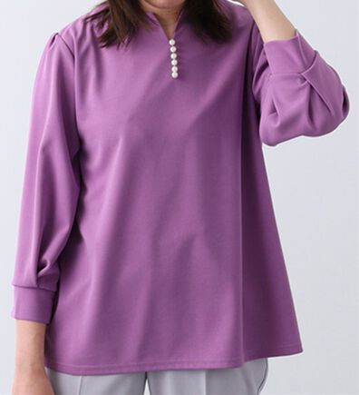 BELLUNA（ベルーナ）の「カットジョーゼット素材パール使いブラウス（ブラウス）」