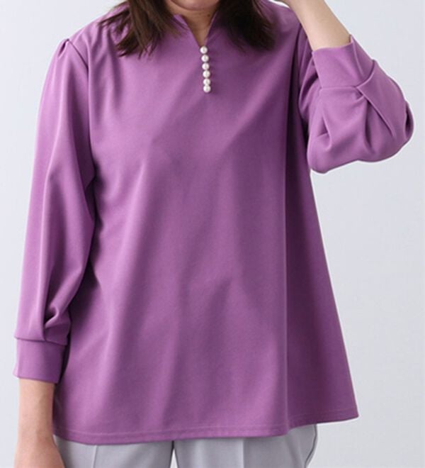 BELLUNA（ベルーナ）の「カットジョーゼット素材パール使いブラウス（ブラウス）」｜ラベンダーピンク