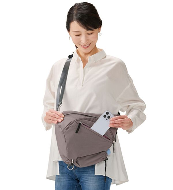 「手ぶらが叶う多機能ボディバッグ（ボディバッグ・ウエストポーチ）」｜詳細画像