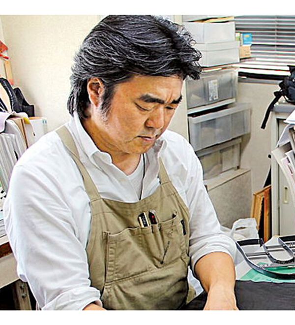 BELLUNA（ベルーナ）の「幅広牛革デザインパンプス（パンプス）」｜詳細画像