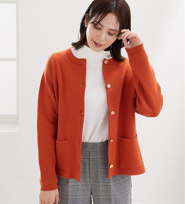 BELLUNA（ベルーナ）の「金ボタン使いニットカーディガン（ニットカーディガン）」｜詳細画像